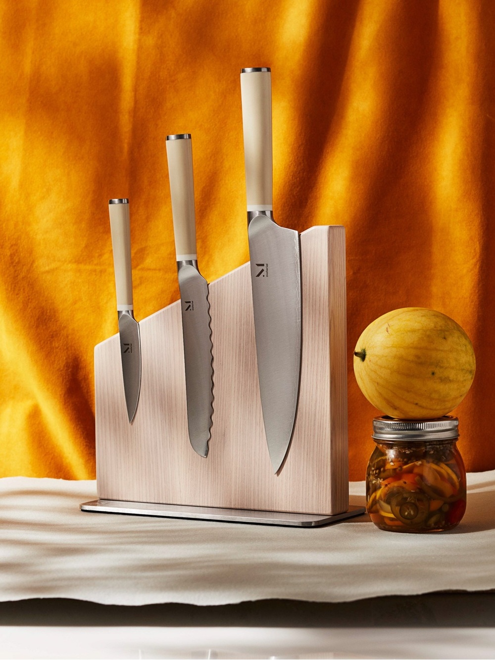 Material Knife Block - The Stand
